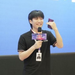 张庆杨（疯狂小杨哥）